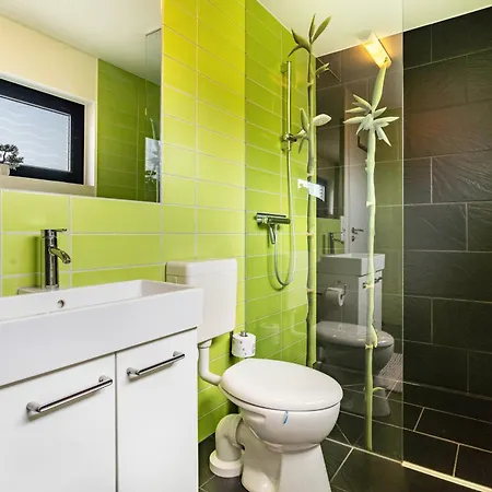 Nova Ferienhaus, 50qm Vakantiehuis *