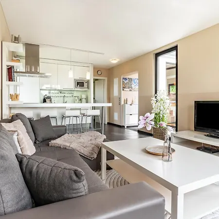 Nova Ferienhaus, 50qm בית נופש Ueckermünde